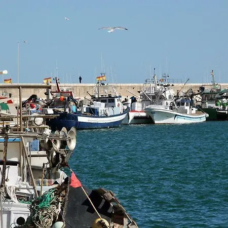 Junto Al Mar *